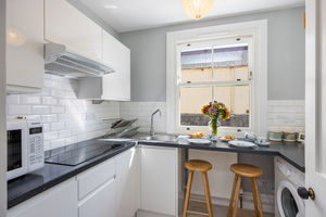 Photo 27- click for photo gallery